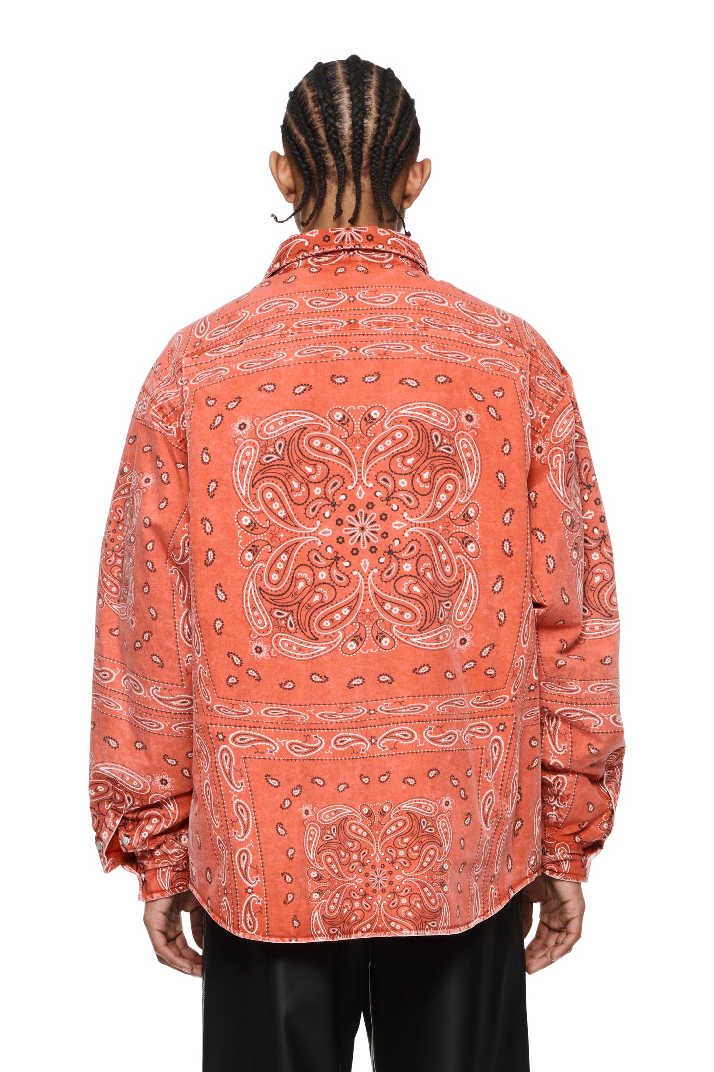 Padded quilt lined bandana shirt with classic collar and oversized fit in red
