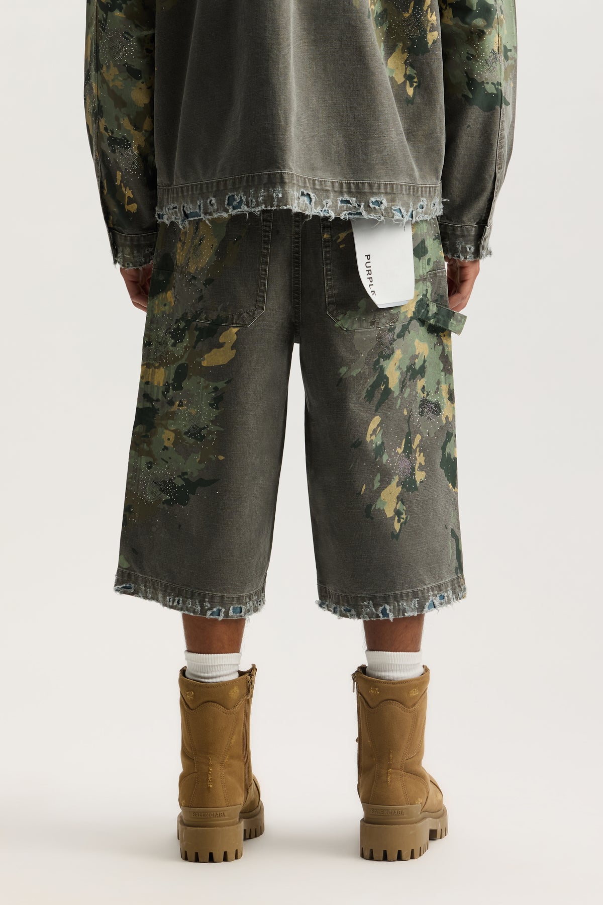 Workwear Short with wide leg, front patch pockets, and reflective print, available in sizes 28-40
