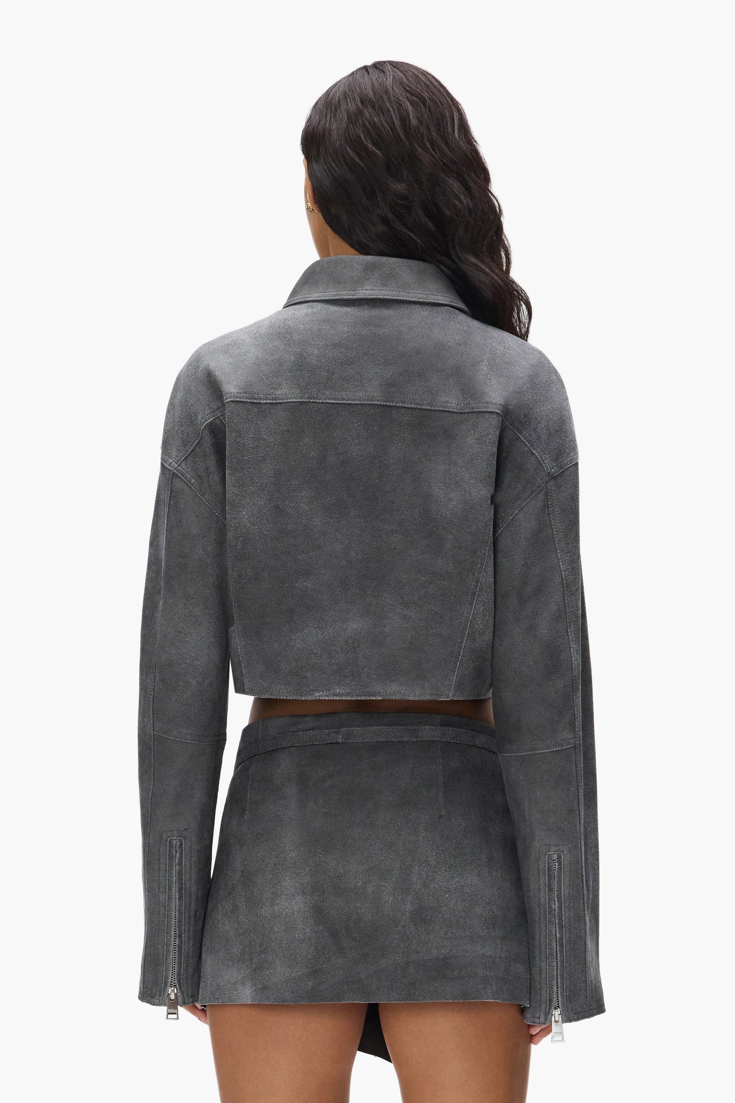 Leather Carpenter Jacket, relaxed fit, made of 100% sheep leather with zipper front and raw edge hem.