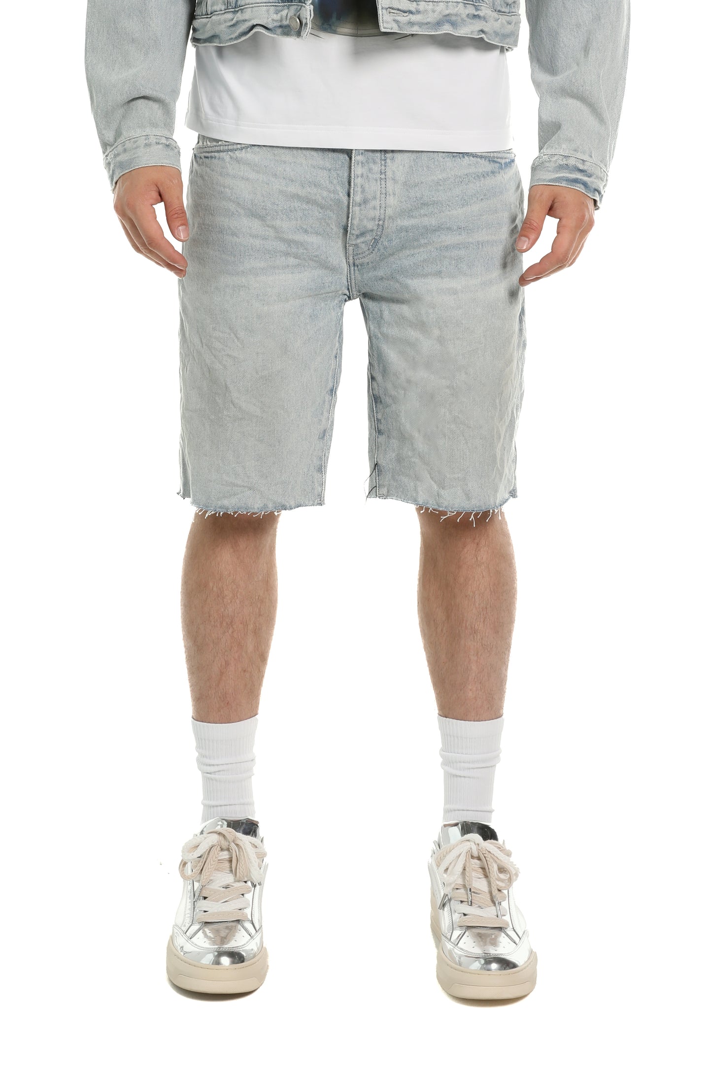 P059 Nova Short relaxed fit cotton shorts with reinforced belt loops and raw cut off hem.