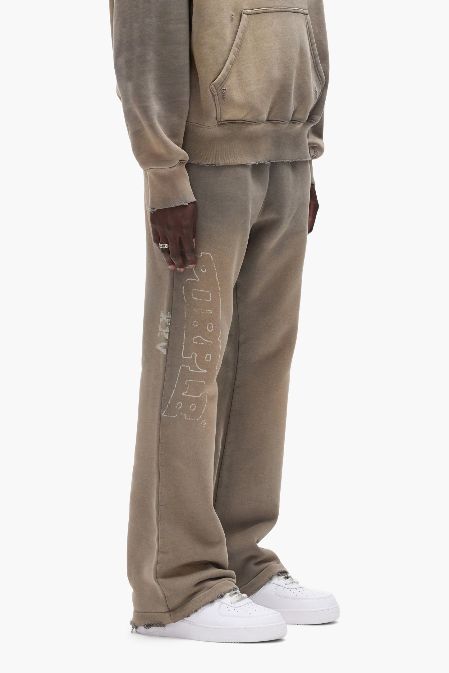 Slab Outline Sweatpant