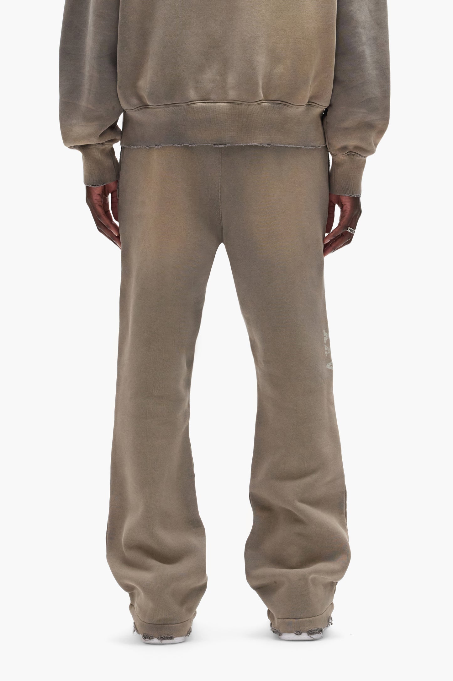 Slab Outline Sweatpant