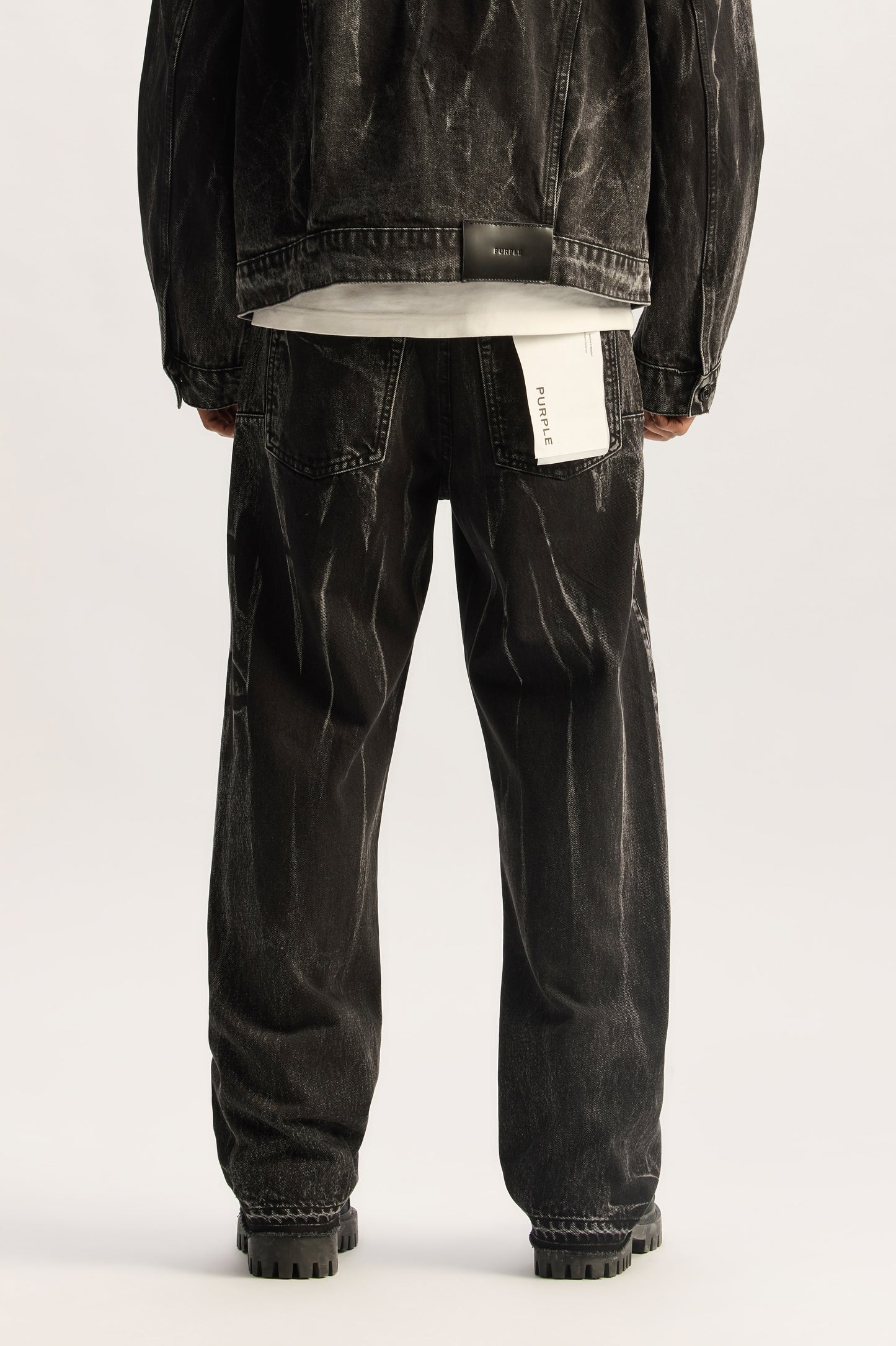 P018 Black Tie Dye