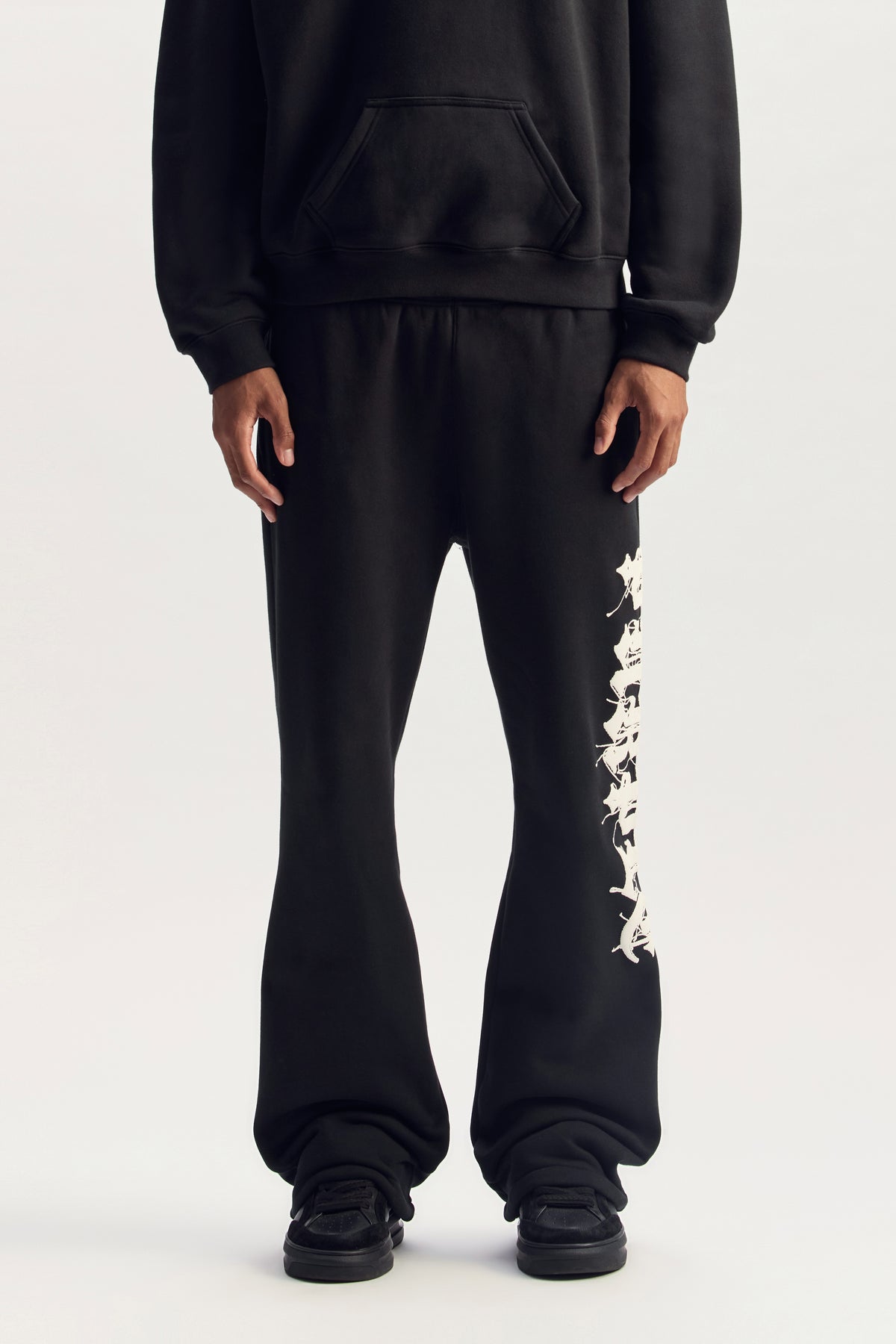 Gothic Wordmark Stitch Sweatpant