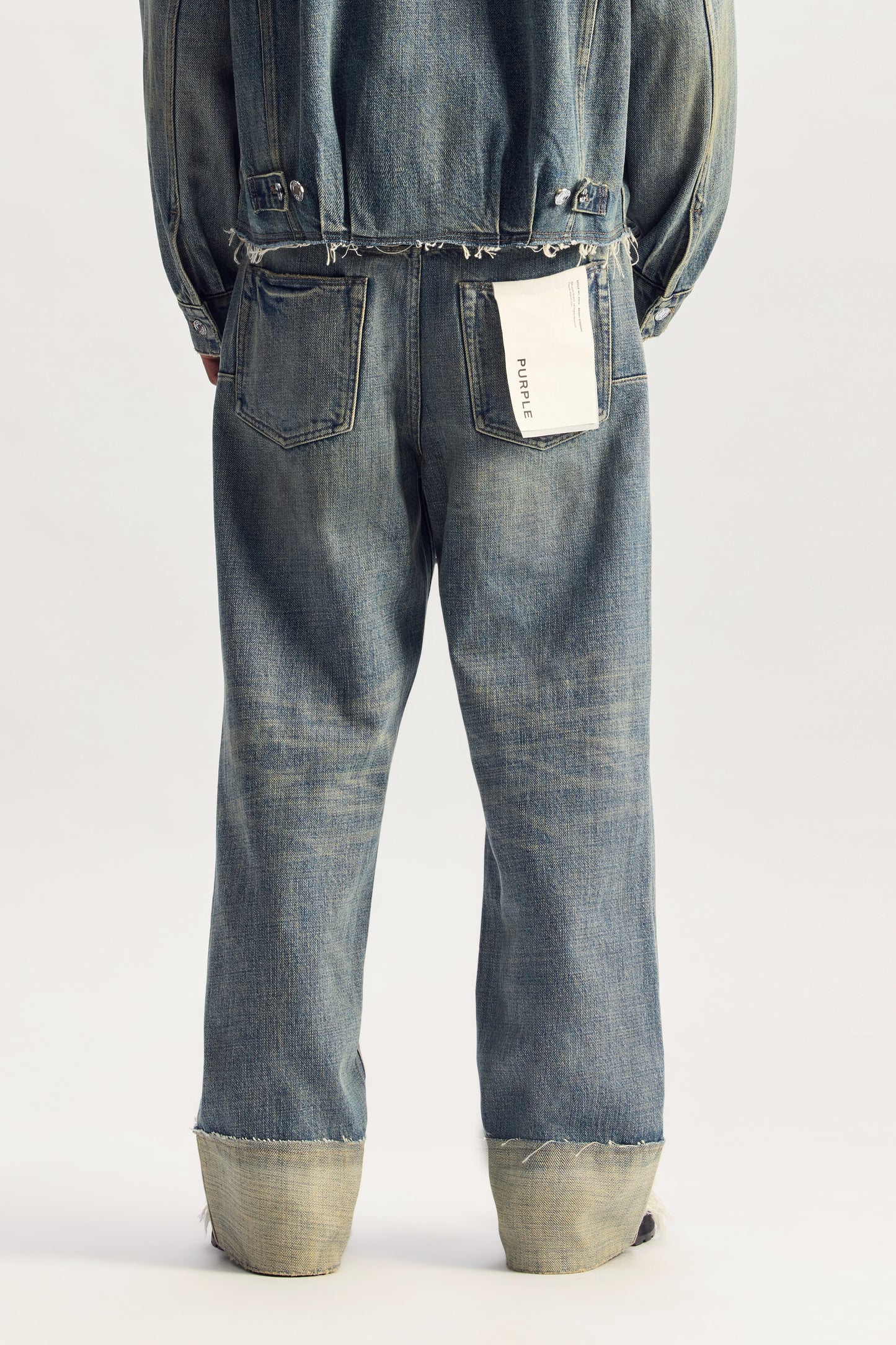 P018 Reflective Selvedge