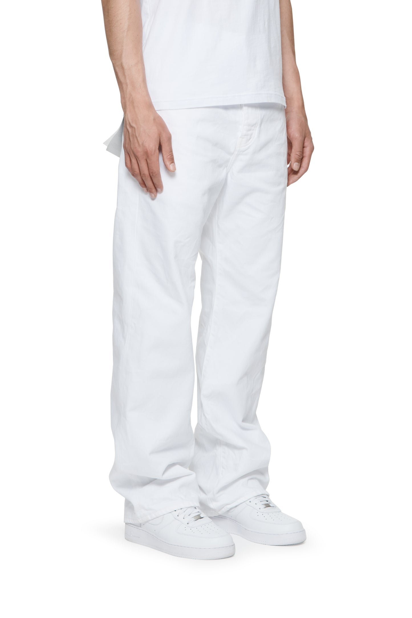 P018 Optic White Baggy Jeans