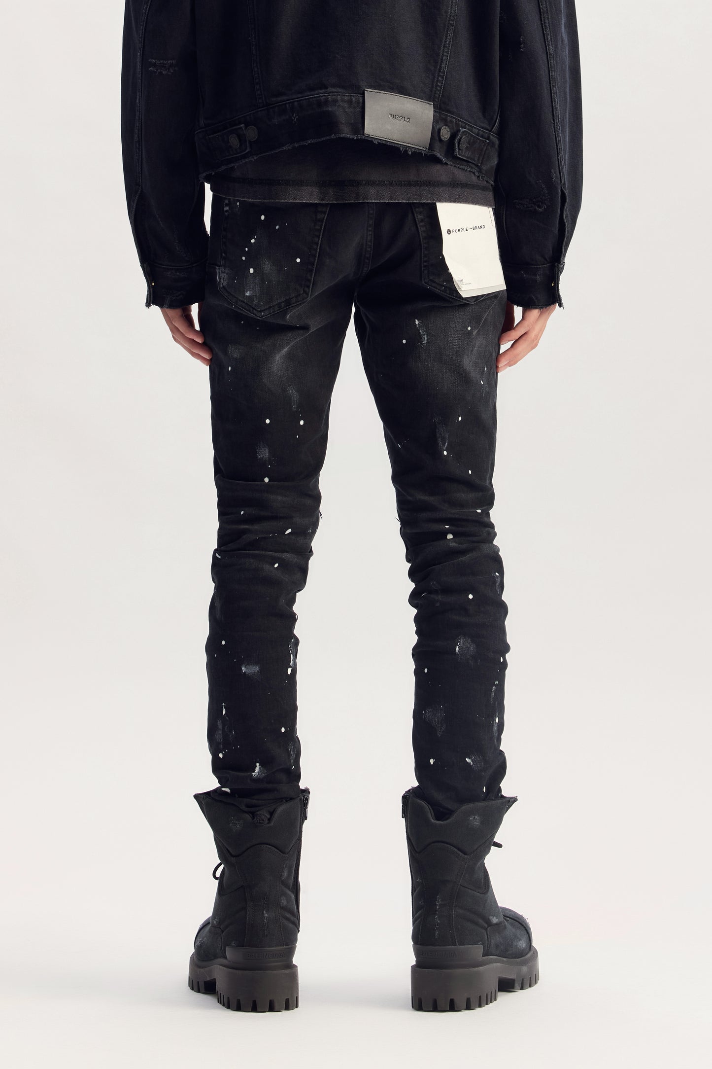 P001 Black Resin Knee Slit
