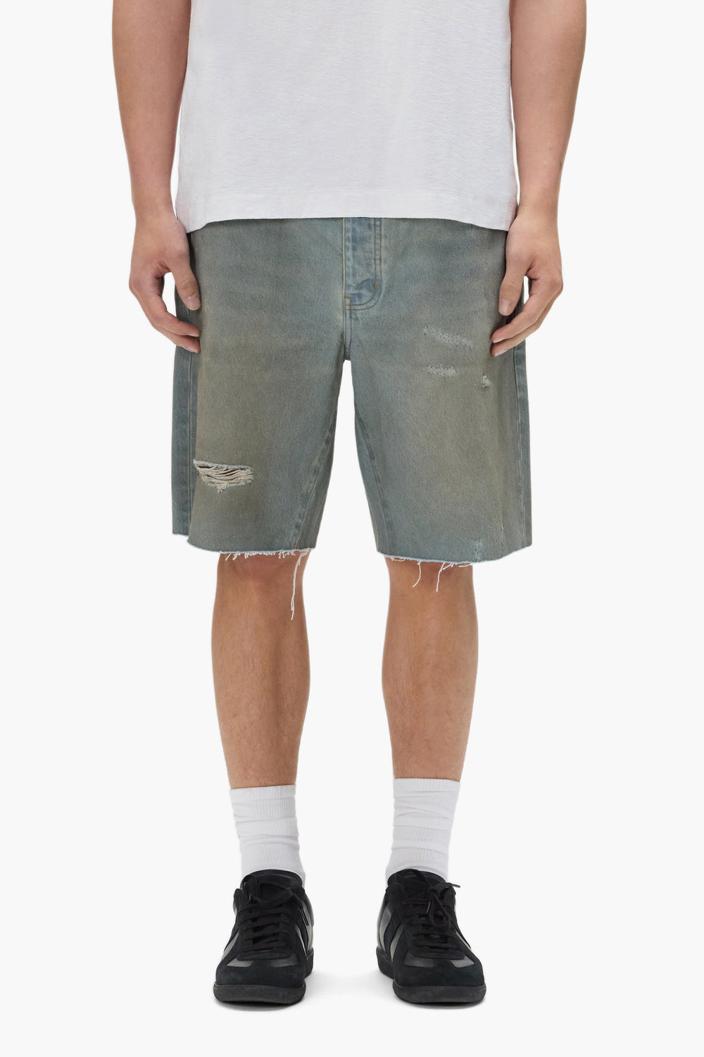 P059 Dirty Vintage Short