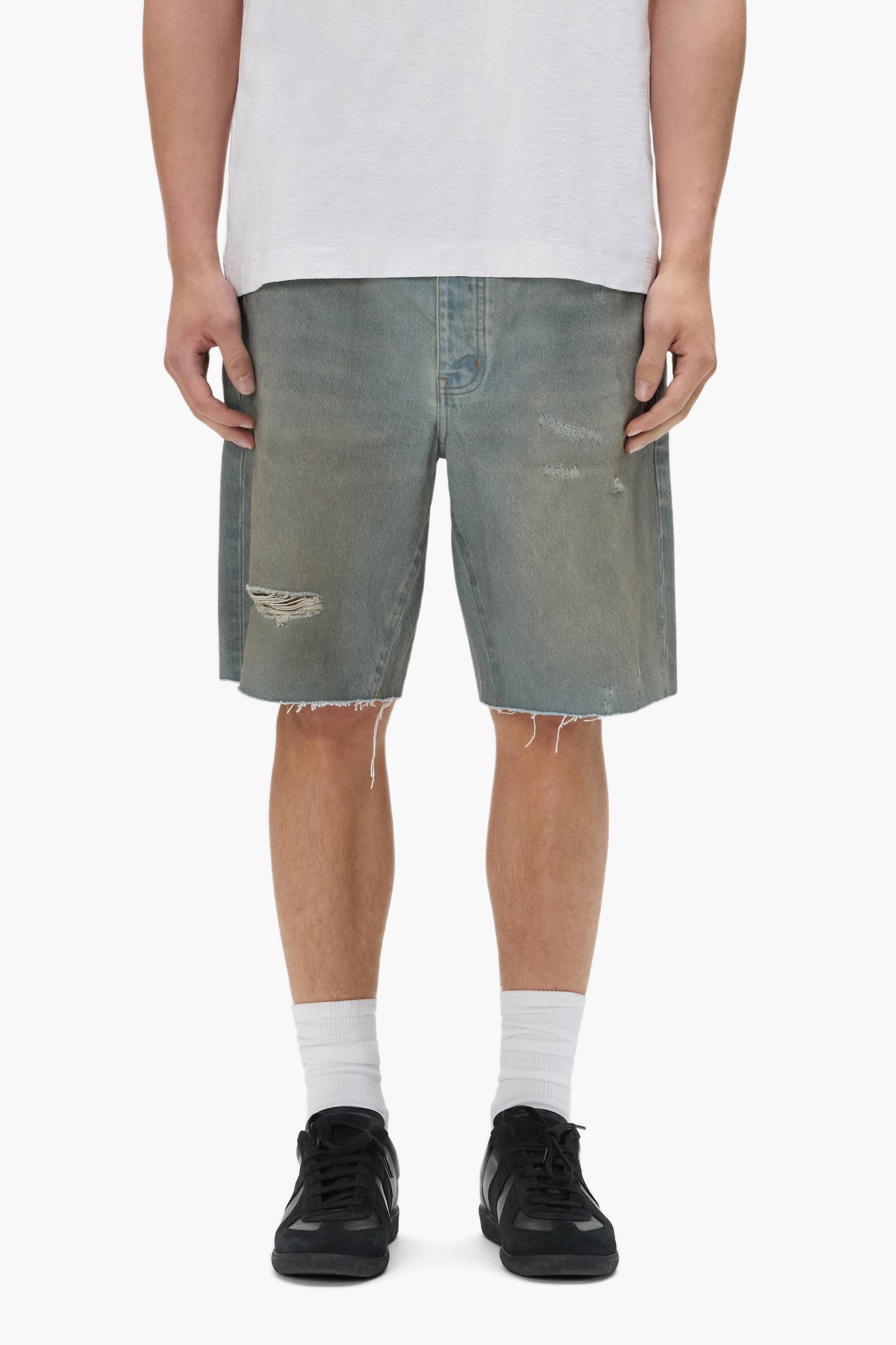 P059 Dirty Vintage Short