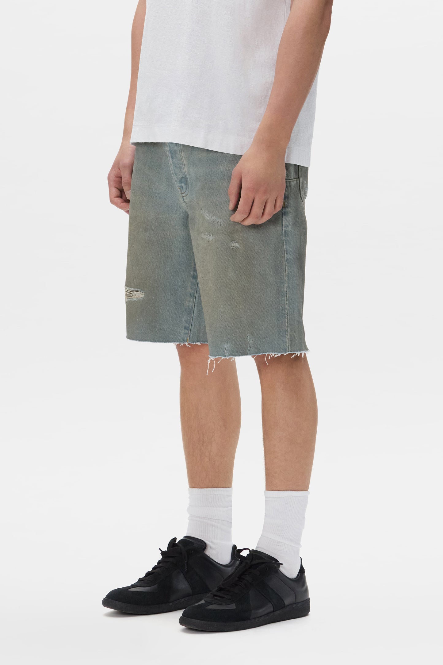 P059 Dirty Vintage Short