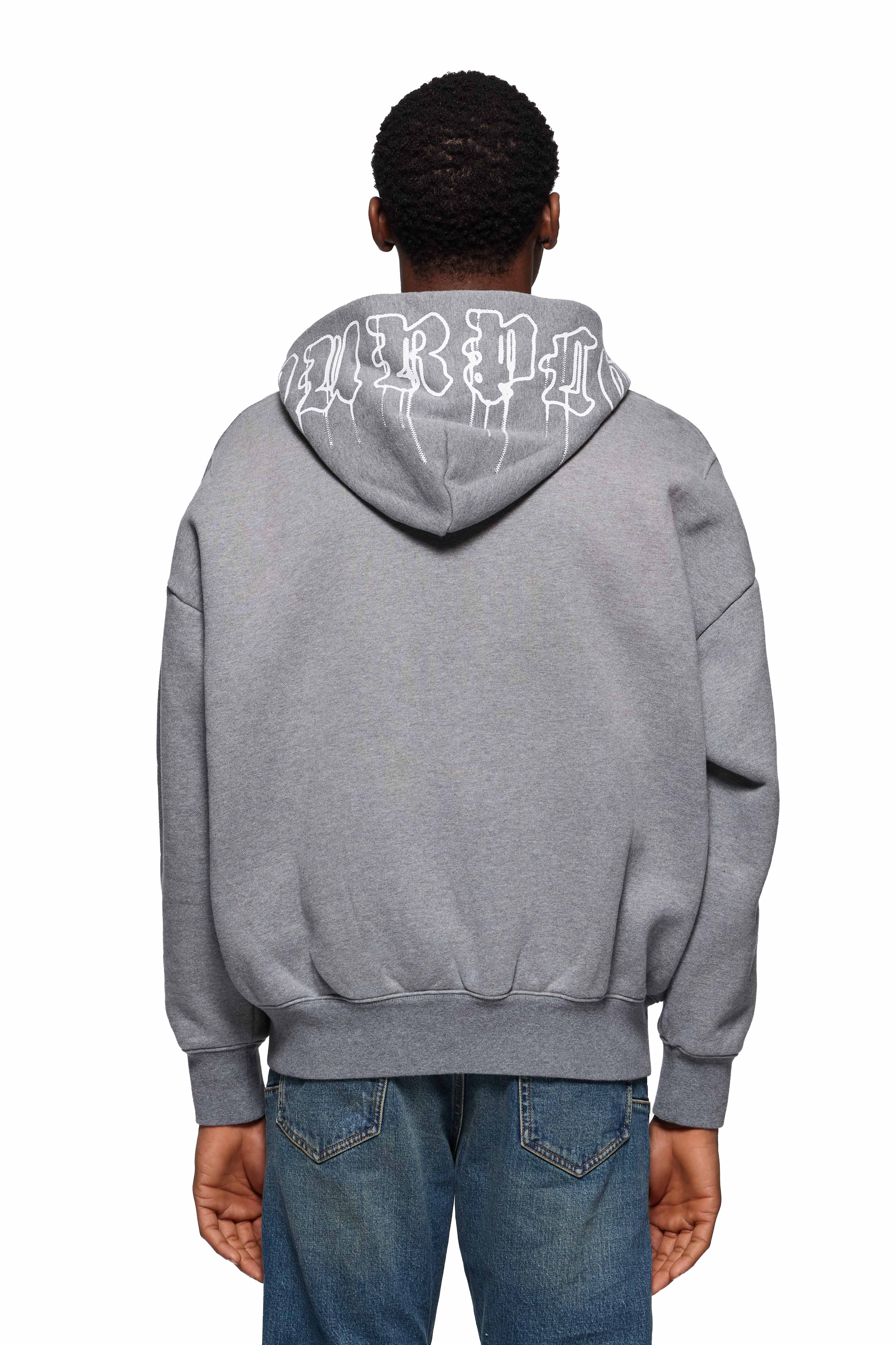 【PURPLE BRAND】アーチ型ゴシックワードマーク 青 フーディ Purple Brand - Arched Gothic Hoodie - Blue - P447-FMBA225 - BLVD